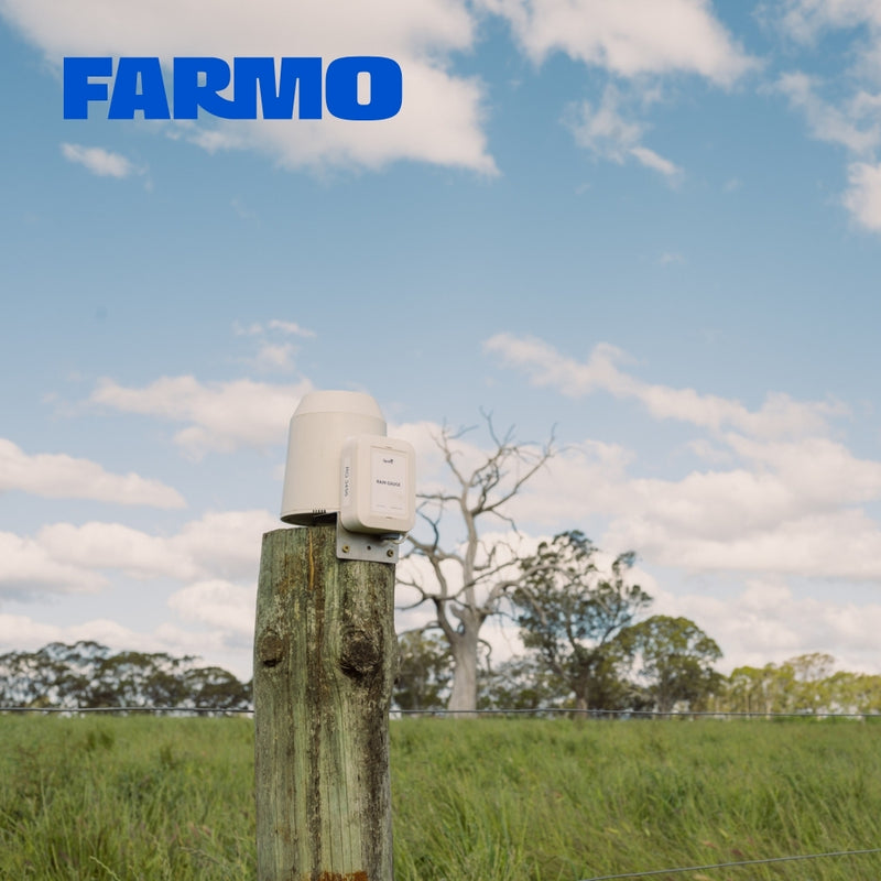 Farmo's cellular NB-ioT digital rain gauge. Accurate, self-contained, and app-connected for real-time data. Ideal for farms and remote locations